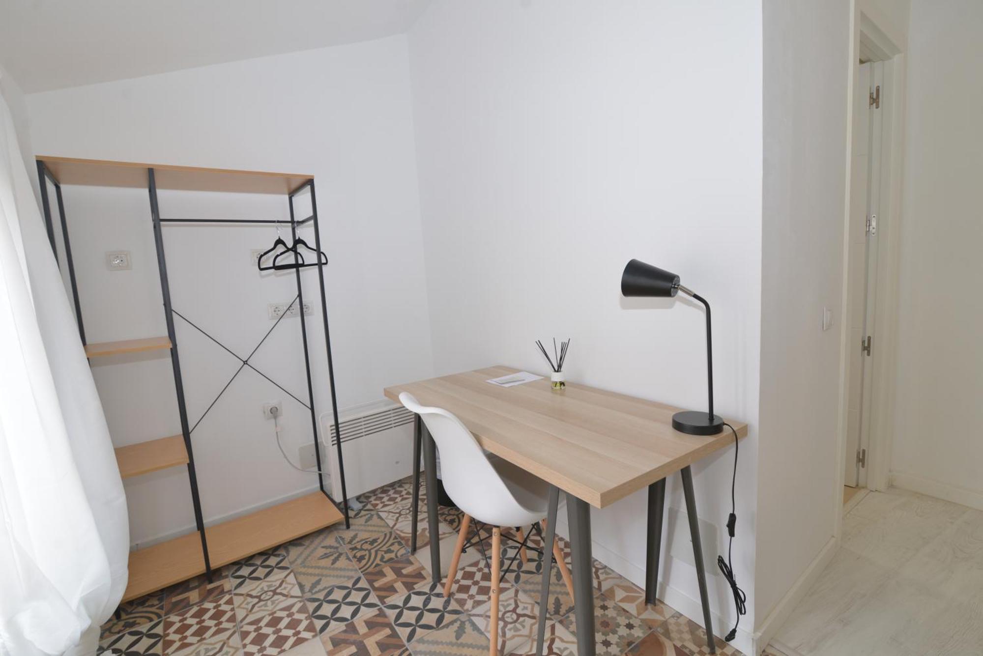 El Apartamento De San Cisneros By Just-Room Santander Bagian luar foto