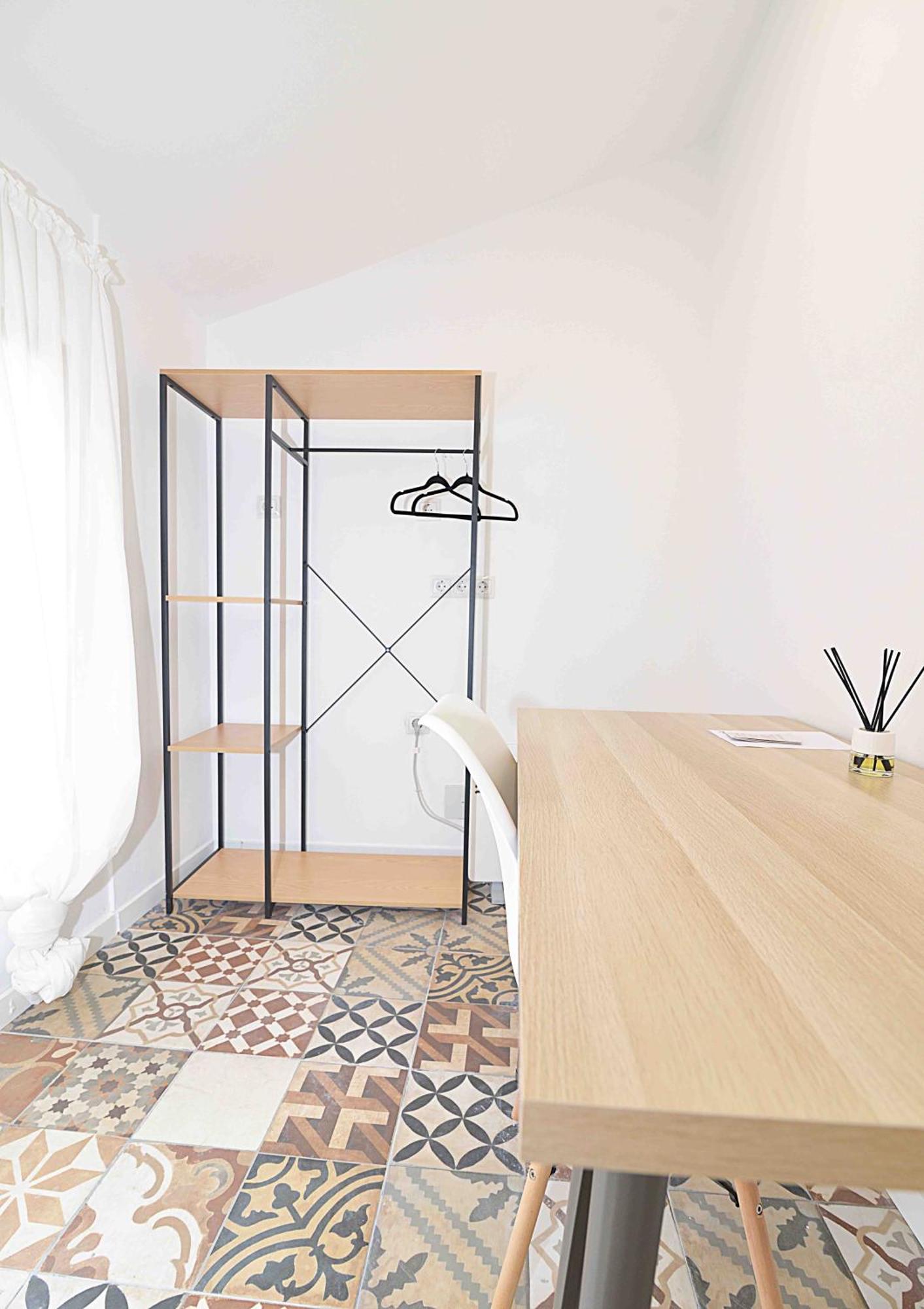 El Apartamento De San Cisneros By Just-Room Santander Bagian luar foto